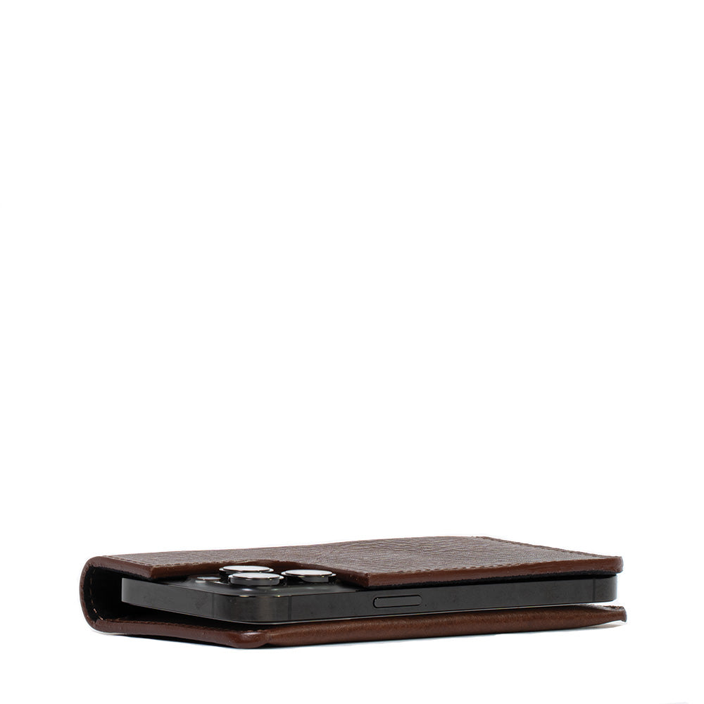 Leather Folio Case Wallet for iPhone 15 Series with MagSafe - The Minimalist 1.0